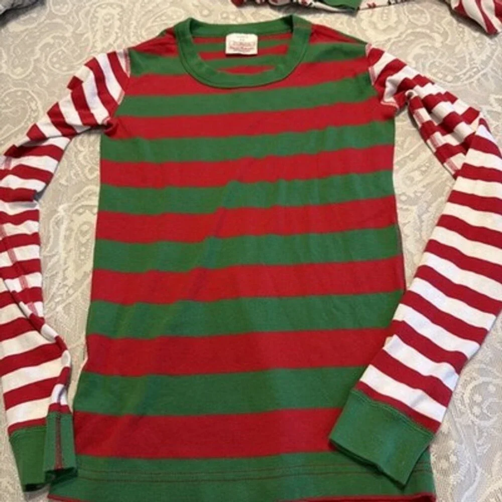 Hanna Andersson Lot(3) One-Size12, Two Size10 Organic Cotton Holiday PJ’s Tops
